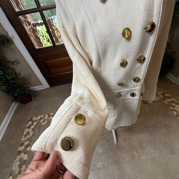 Express Classic Double-Breasted Textured White Peacoat - Picture 5 of 12